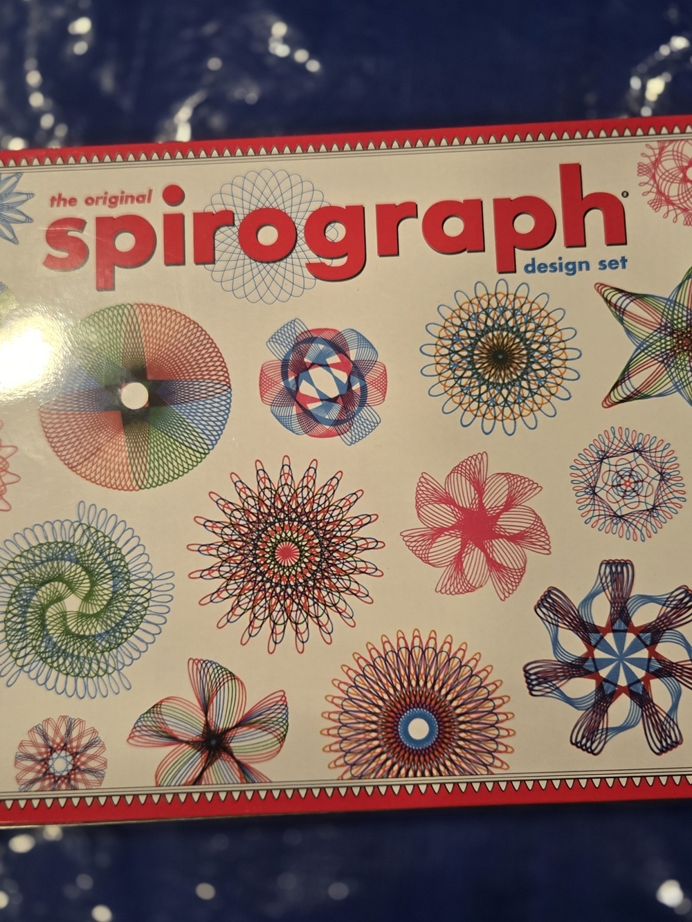 Spirograph Design Set - Classic Multicolor Pattern Kit - Picture 2 of 5